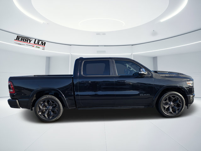 Used 2020 RAM 1500 Limited w/ Black Appearance Package AWD/4WD image 2