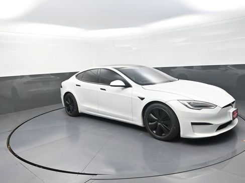 Used 2022 Tesla Model S image 40