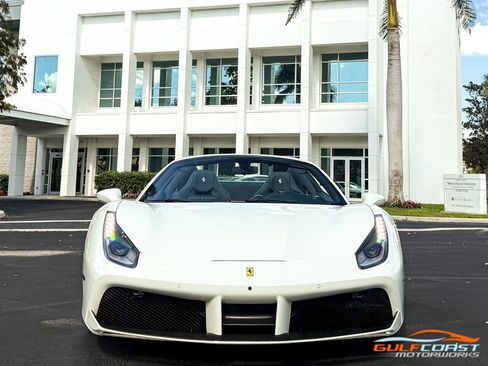 Used 2018 Ferrari 488 Spider image 5