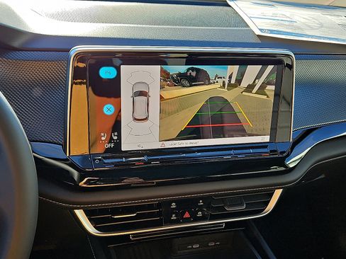 New 2026 Volkswagen Atlas Cross Sport SEL R-Line image 16