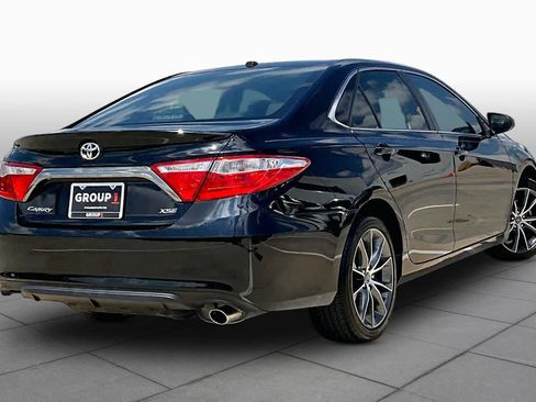 Used 2017 Toyota Camry XSE w/ Moonroof Package FWD image 13