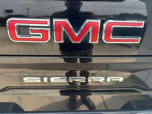 Used 2021 GMC Sierra 1500 AT4 w/ AT4 Premium Package AWD/4WD image 33