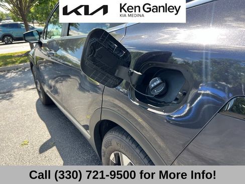 Certified 2026 Kia Sportage LX FWD image 48