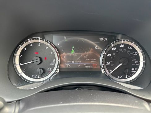 Used 2026 Toyota Highlander XLE AWD/4WD image 18
