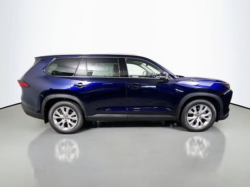 New 2026 Toyota Grand Highlander Limited image 2