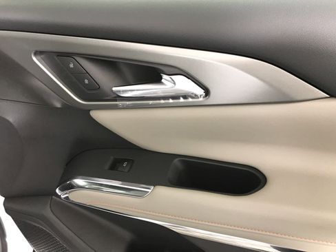 New 2026 Chevrolet Traverse LT w/ Driver Confidence Package image 28