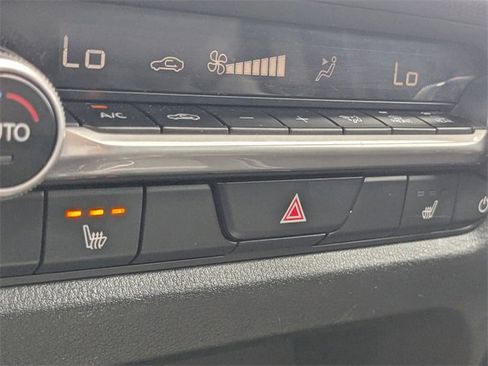 Used 2024 MAZDA CX-50 AWD 2.5 S w/ Preferred Package image 6