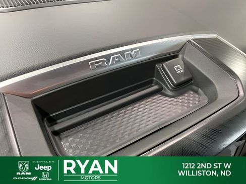 New 2026 RAM 1500 Big Horn AWD/4WD image 39