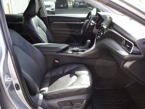 Used 2021 Toyota Camry XSE AWD/4WD image 35