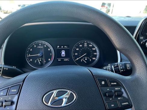 Used 2021 Hyundai Tucson SEL w/ Cargo Package FWD image 18