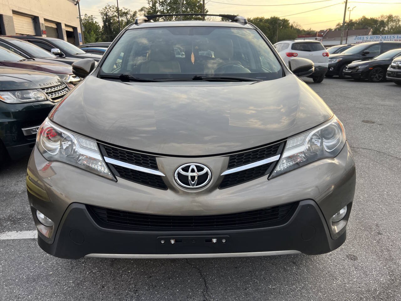Used 2015 Toyota RAV4 Limited AWD/4WD image 2