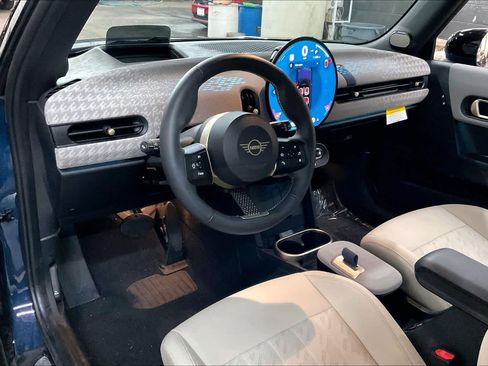 Certified 2025 MINI Cooper S image 16