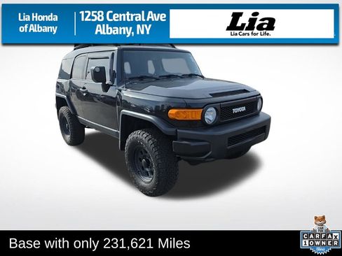 Used 2010 Toyota FJ Cruiser 4WD image 1