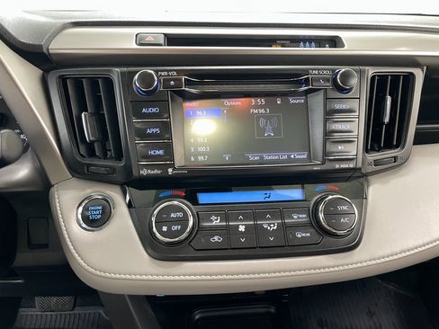 Used 2018 Toyota RAV4 XLE image 30