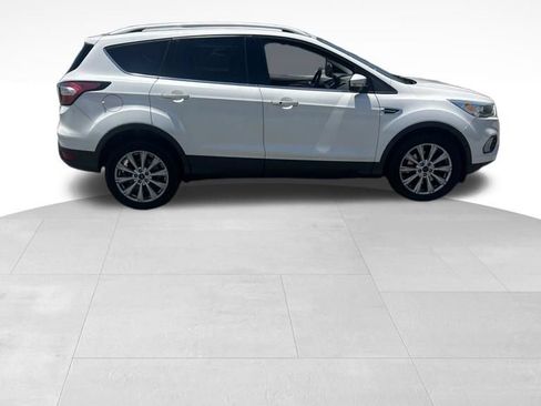 Used 2017 Ford Escape Titanium w/ Equipment Group 301A AWD/4WD image 8