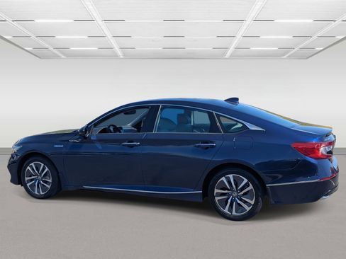 Used 2019 Honda Accord Touring image 3