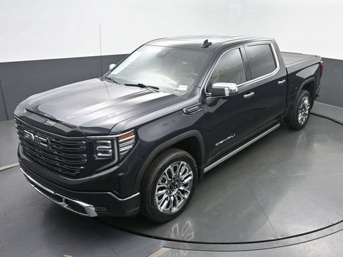 Used 2025 GMC Sierra 1500 Denali Ultimate AWD/4WD image 39