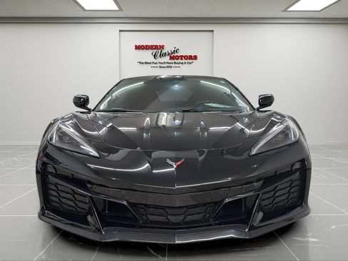 Used 2026 Chevrolet Corvette Z06 RWD image 2