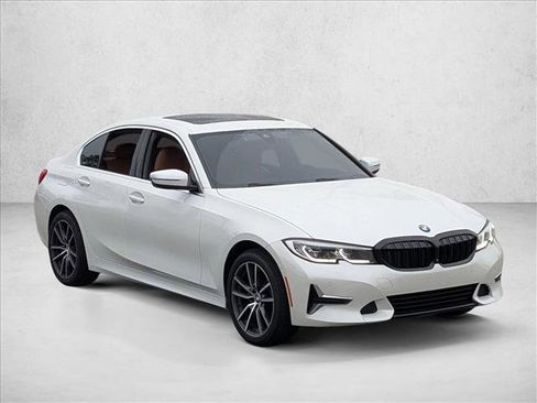 Used 2020 BMW 330i xDrive 330i xDrive w/ Executive Package image 3