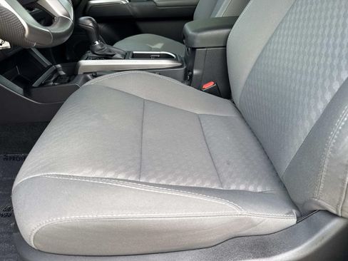 Used 2020 Toyota Tacoma SR5 RWD image 27