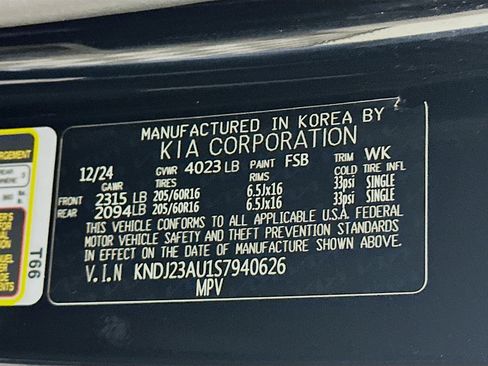 Used 2025 Kia Soul LX w/ LX Technology Package image 12