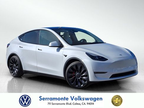 Used 2022 Tesla Model Y Performance AWD/4WD image 1