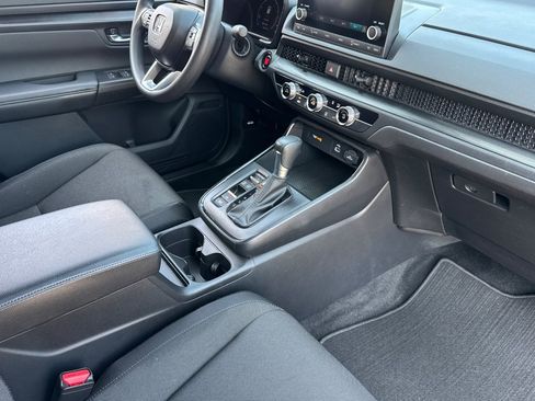 Used 2025 Honda CR-V LX image 31