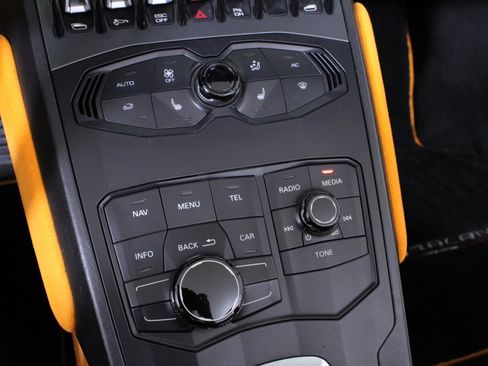 Used 2016 Lamborghini Huracan LP 610-4 image 27