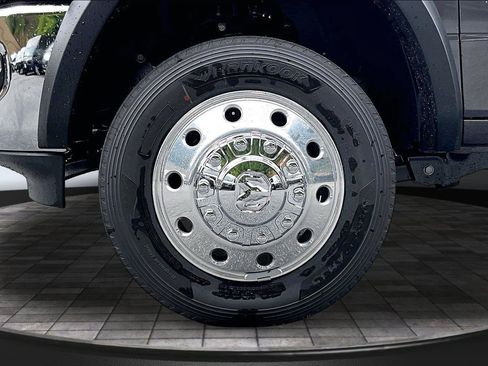 New 2026 RAM 5500 Tradesman w/ Chrome Appearance Group AWD/4WD image 12