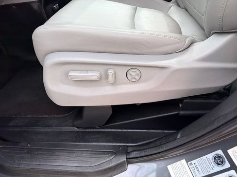 Used 2020 Honda Odyssey EX-L image 32