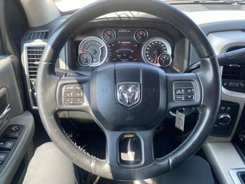 Used 2014 RAM 2500 SLT w/ Luxury Group AWD/4WD image 11