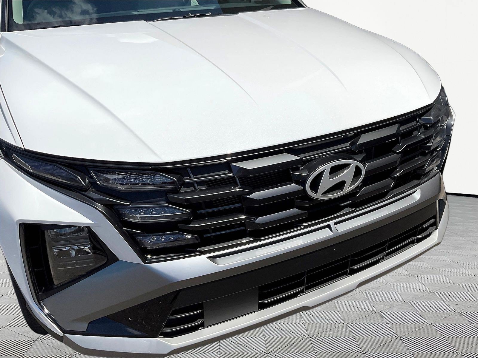 Certified 2026 Hyundai Tucson SE AWD/4WD image 31
