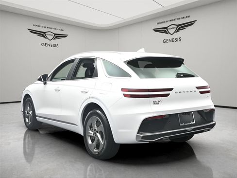 New 2026 Genesis GV70 2.5T AWD/4WD image 8