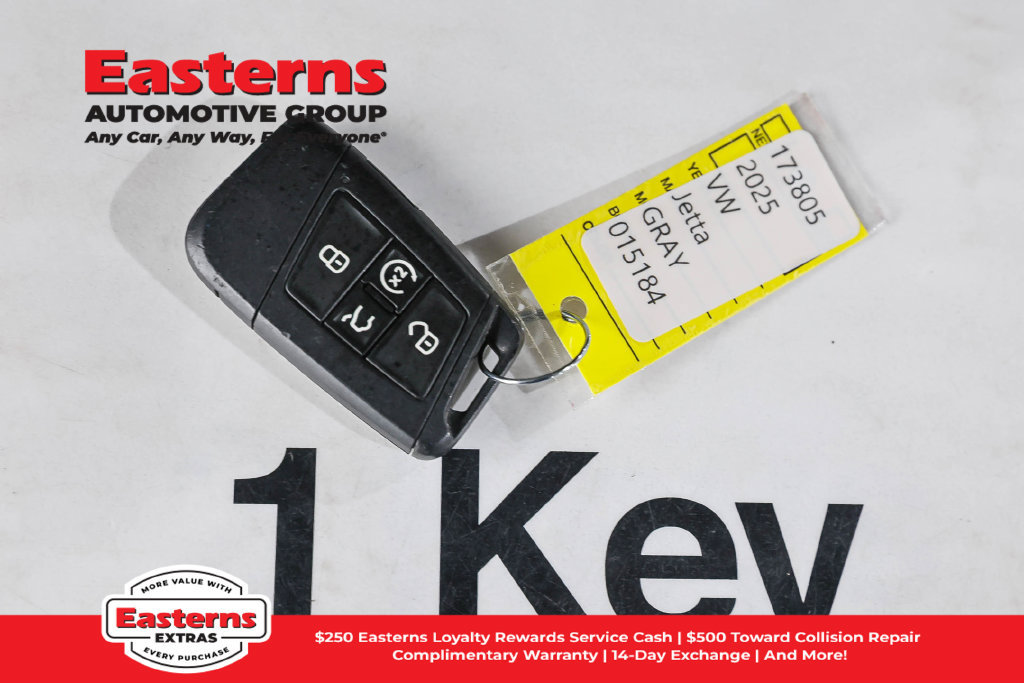 Used 2025 Volkswagen Jetta SE FWD image 25