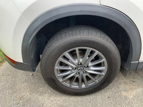 Used 2017 MAZDA CX-5 Touring FWD image 8
