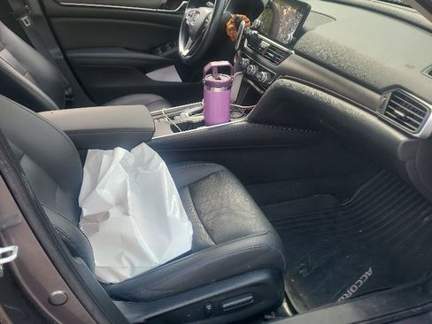 Used 2021 Honda Accord EX-L image 12