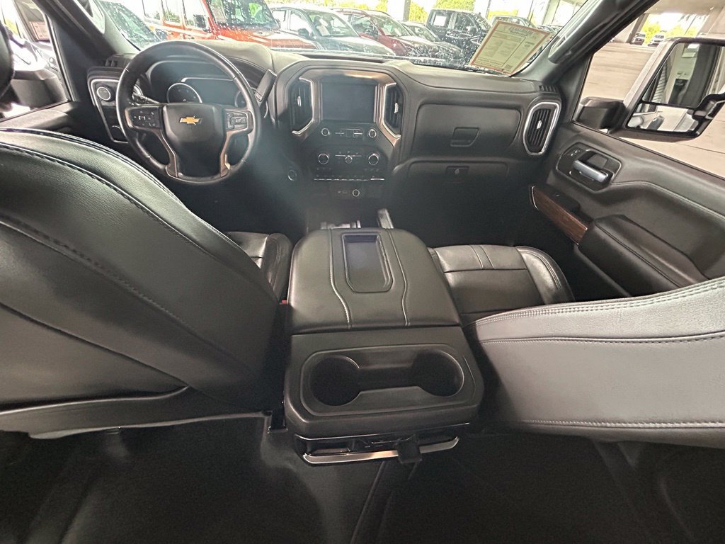 Used 2021 Chevrolet Silverado 3500 High Country AWD/4WD image 43