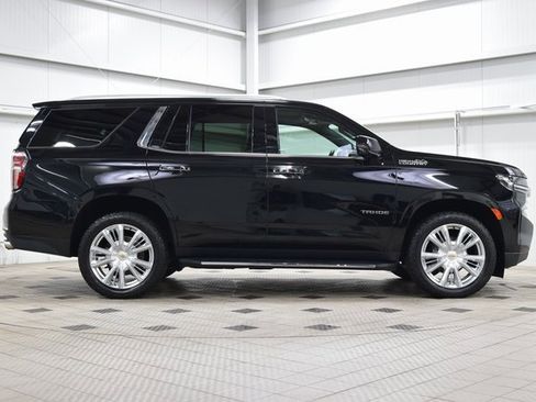 Used 2023 Chevrolet Tahoe High Country image 9