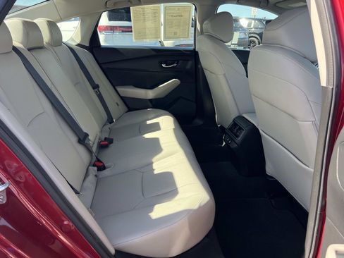 Used 2023 Honda Accord EX-L image 32