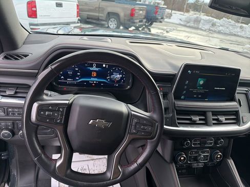 Used 2022 Chevrolet Suburban RST w/ Luxury Package image 2