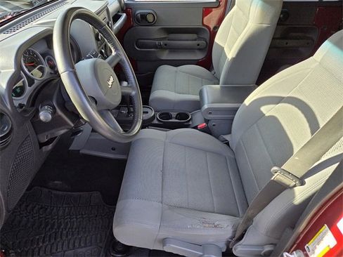 Used 2007 Jeep Wrangler Unlimited Rubicon w/ PWR Convenience Group image 8