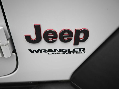 Used 2020 Jeep Wrangler Unlimited Rubicon image 25