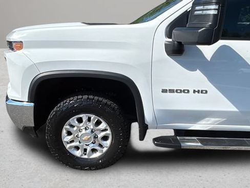 Used 2024 Chevrolet Silverado 2500 LT w/ Convenience Package AWD/4WD image 37