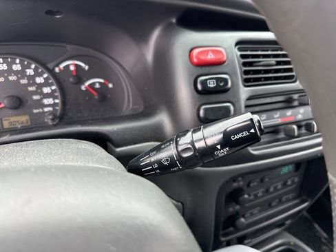 Used 2000 Chevrolet Tracker Base w/ Preferred Equipment Group 2 image 16