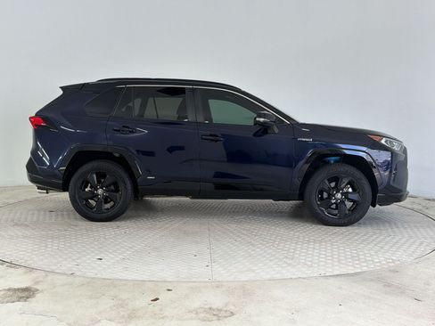 Used 2021 Toyota RAV4 XSE AWD/4WD image 8