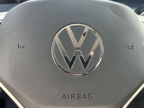 New 2026 Volkswagen Tiguan S FWD image 18