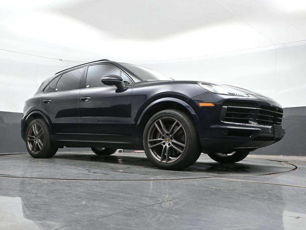 Used 2023 Porsche Cayenne AWD/4WD image 42