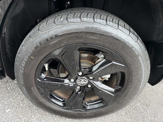 Used 2019 Toyota RAV4 XSE AWD/4WD image 32