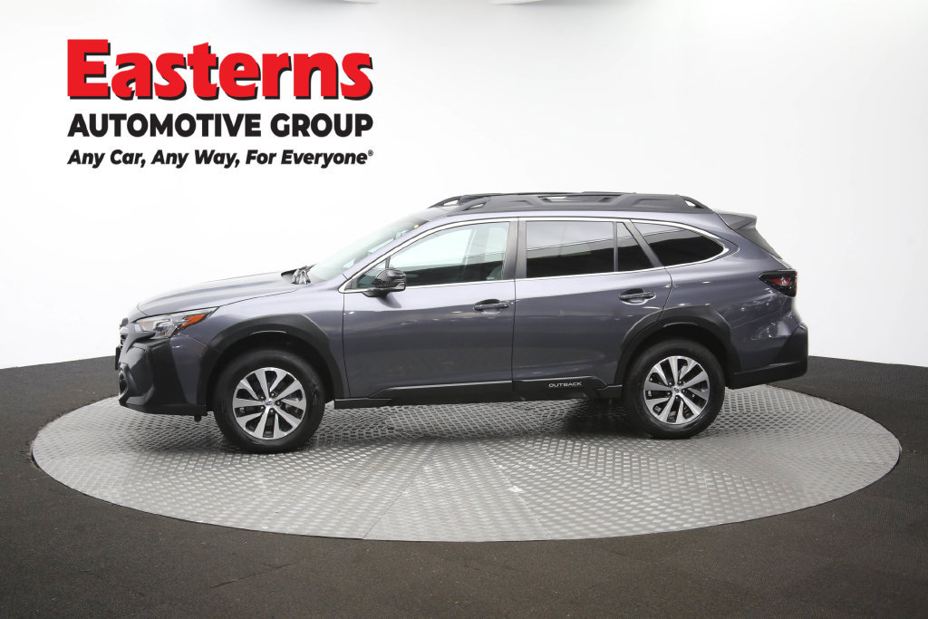 Used 2023 Subaru Outback Premium AWD/4WD image 58