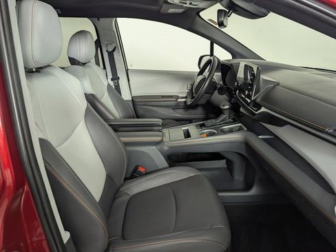 Used 2023 Toyota Sienna XSE image 21